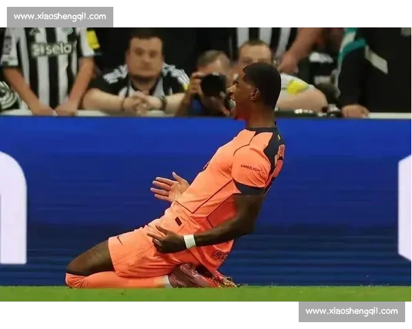 加泰媒曝内讧疑云：拉什福德批亚马尔言论，巴萨队友私下指责